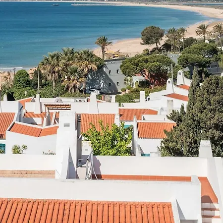 Lovelystay - Prainha Sea View - 3br With Terrace And Bbq Apartment *