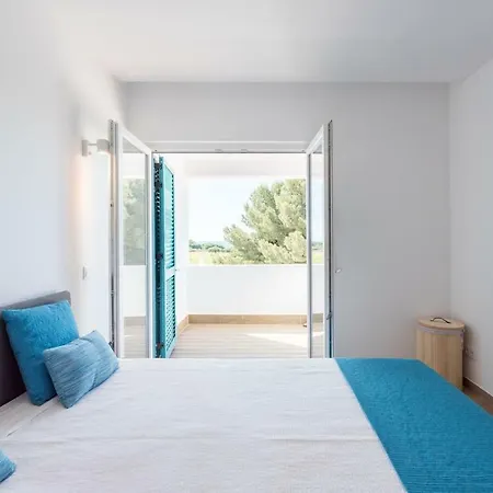 Lovelystay - Prainha Sea View - 3br With Terrace And Bbq Apartment Alvor