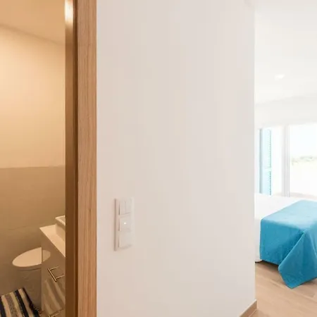 Lovelystay - Prainha Sea View - 3br With Terrace And Bbq Apartment