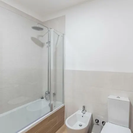Lovelystay - Prainha Sea View - 3br With Terrace And Bbq *