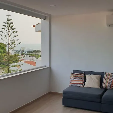 Lovelystay - Prainha Sea View - 3br With Terrace And Bbq شقة ألفور